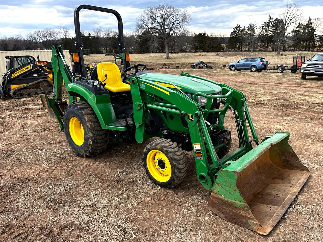 Image of John Deere 2032R Primary image