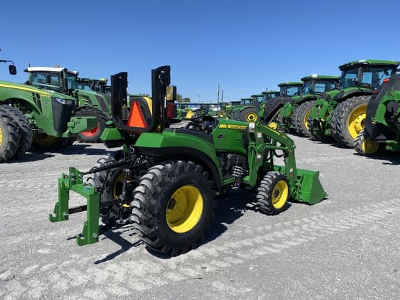 Image of John Deere 2038R equipment image 4
