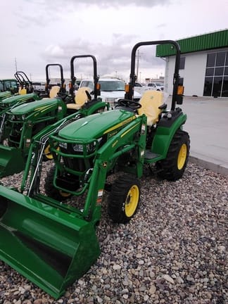 2024 John Deere 2038R Equipment Image0