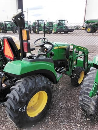 Image of John Deere 2038R equipment image 4