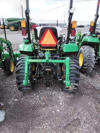 Image of John Deere 2038R equipment image 3