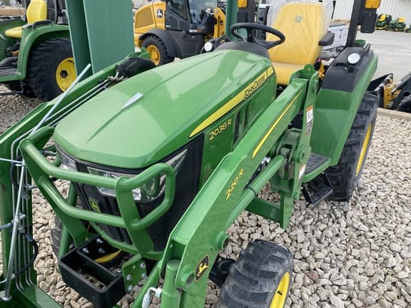 Image of John Deere 2038R equipment image 2