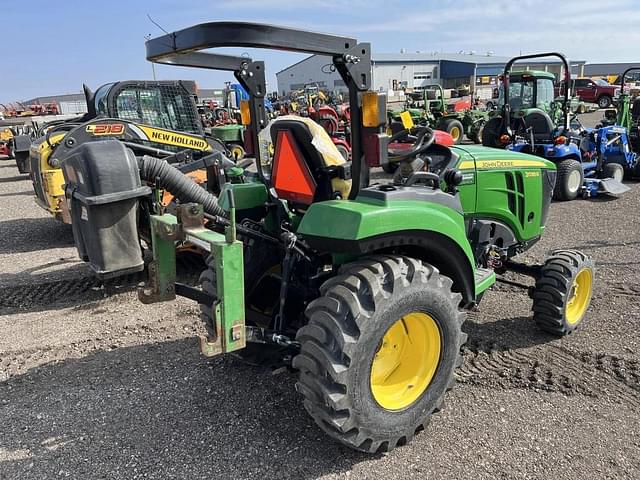 Image of John Deere 2038R equipment image 2