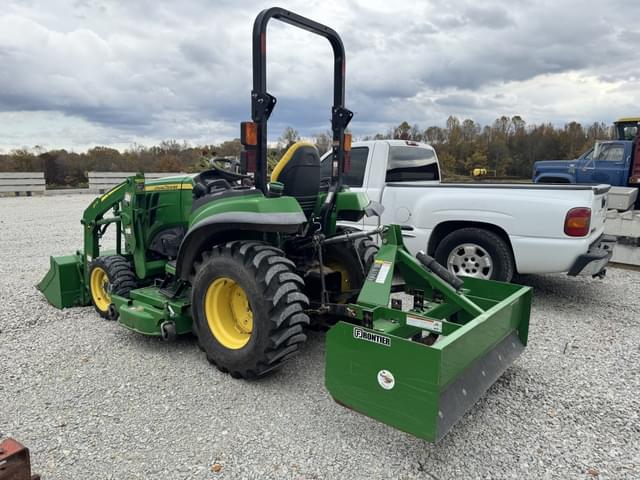 Image of John Deere 2038R equipment image 3