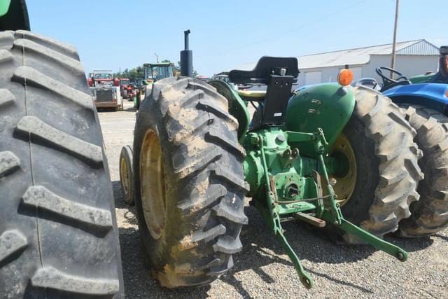 Image of John Deere 2040 equipment image 1