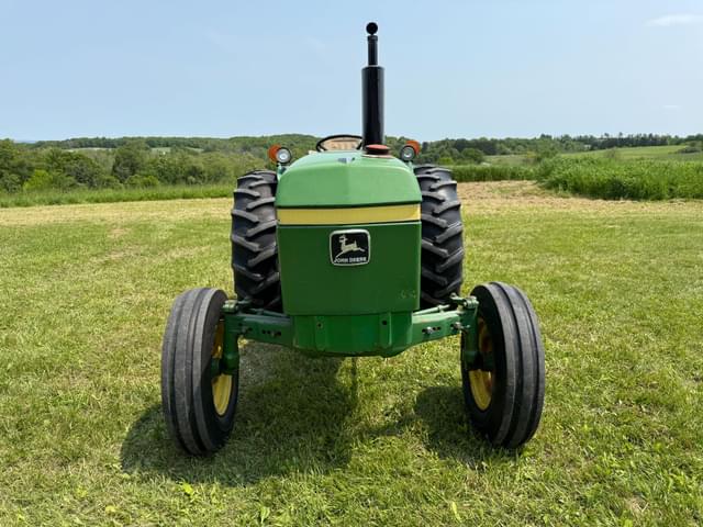 Image of John Deere 2040 equipment image 1