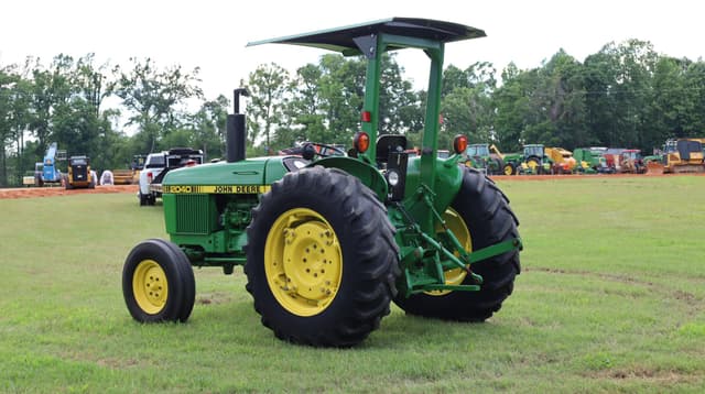 Image of John Deere 2040 equipment image 3