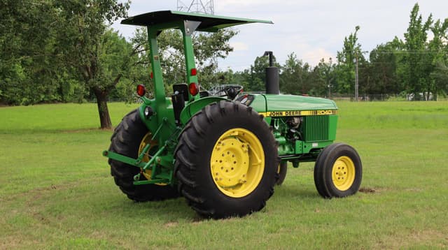 Image of John Deere 2040 equipment image 4