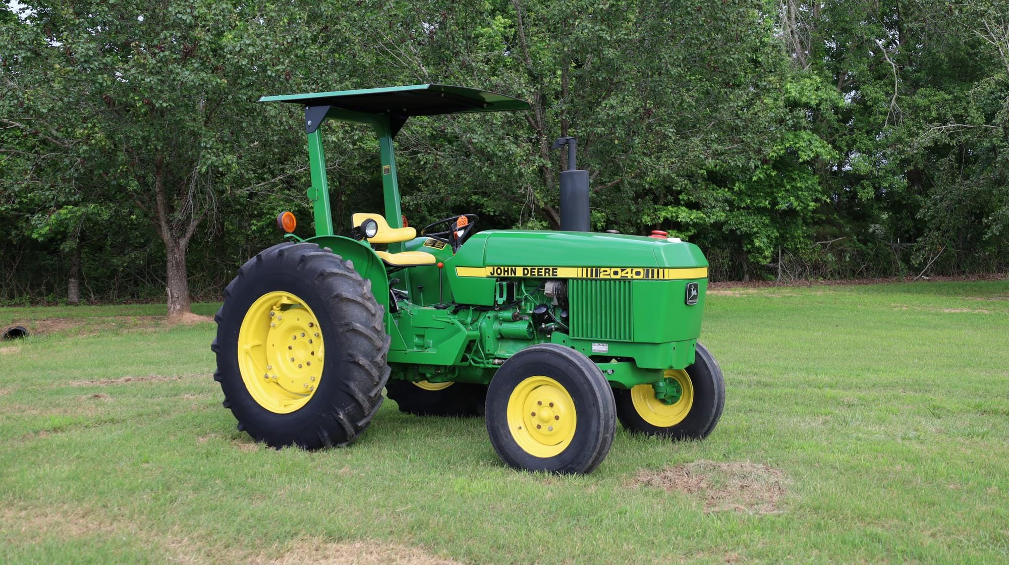 John Deere 2040 Equipment Image0