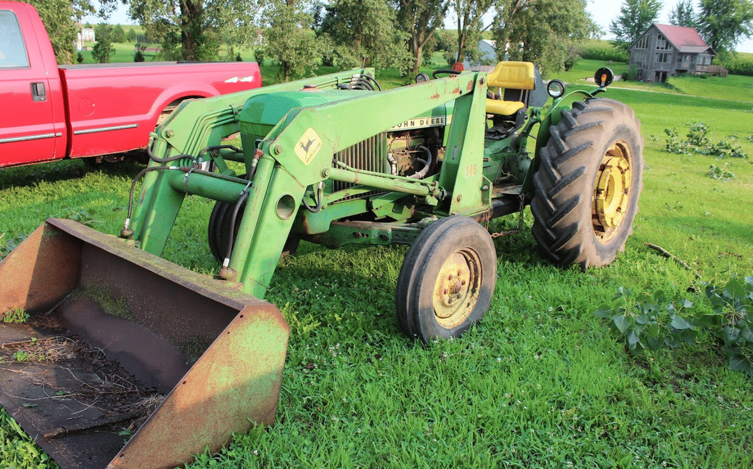 Image of John Deere 2040 Image 1