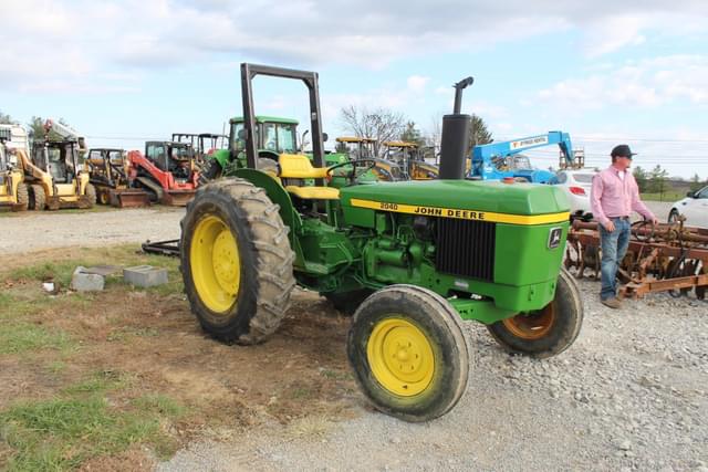 Image of John Deere 2040 equipment image 2