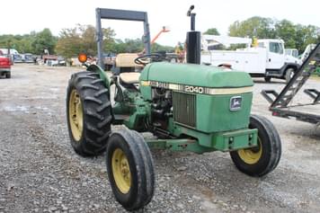 Main image John Deere 2040