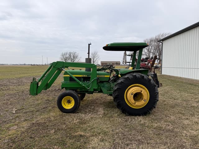 Image of John Deere 2040 equipment image 3