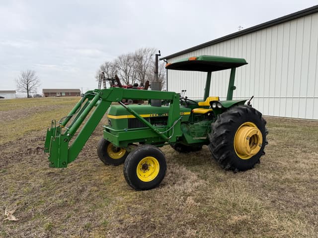 Image of John Deere 2040 equipment image 2