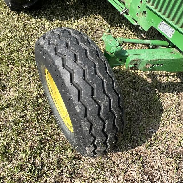 Image of John Deere 2040 equipment image 3
