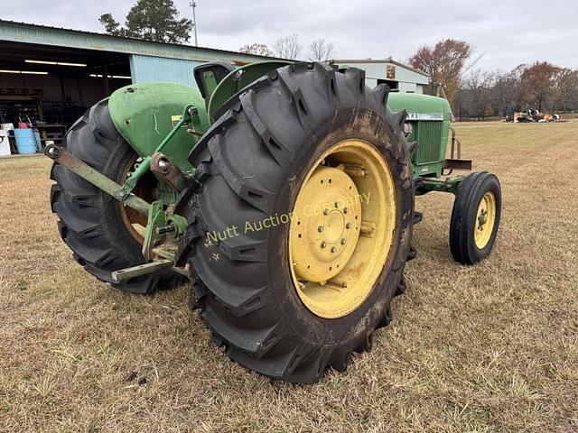 Image of John Deere 2040 equipment image 4