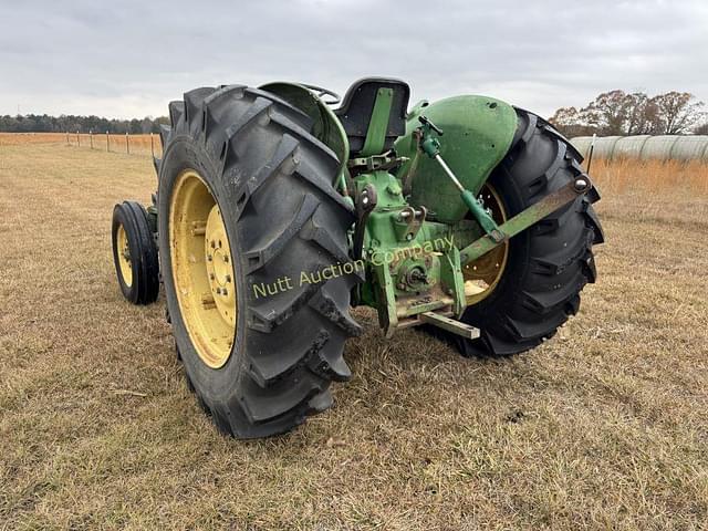 Image of John Deere 2040 equipment image 2