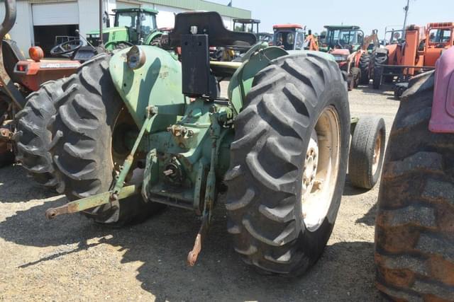 Image of John Deere 2040 equipment image 2
