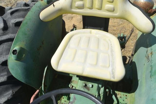 Image of John Deere 2040 equipment image 4