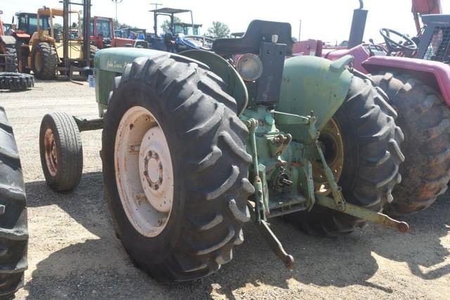 Image of John Deere 2040 equipment image 1
