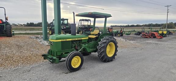 Image of John Deere 2040 equipment image 1