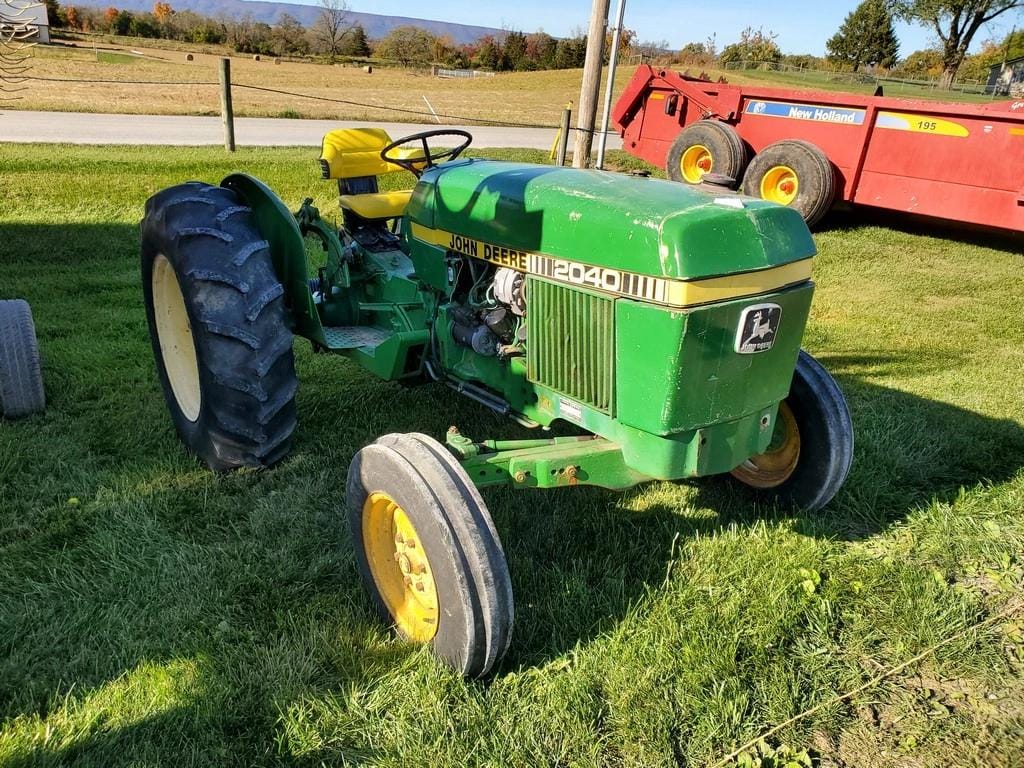 Main image John Deere 2040