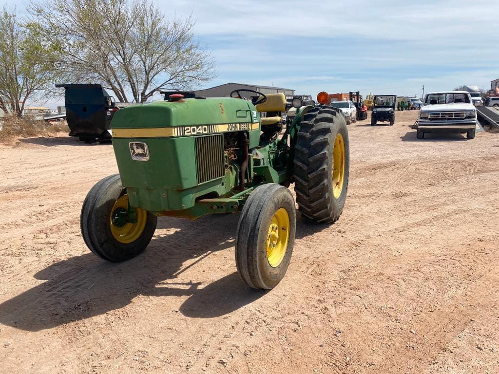 Main image John Deere 2040