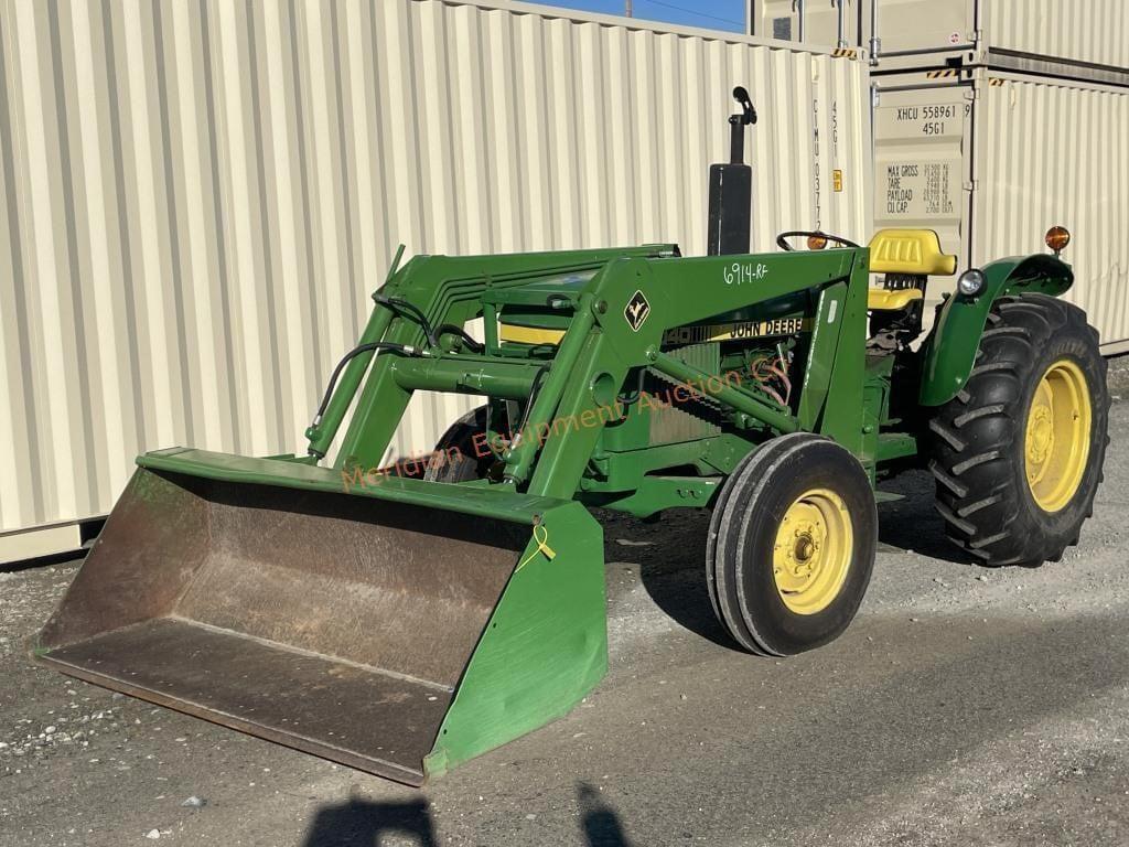 Image of John Deere 2040 Primary image
