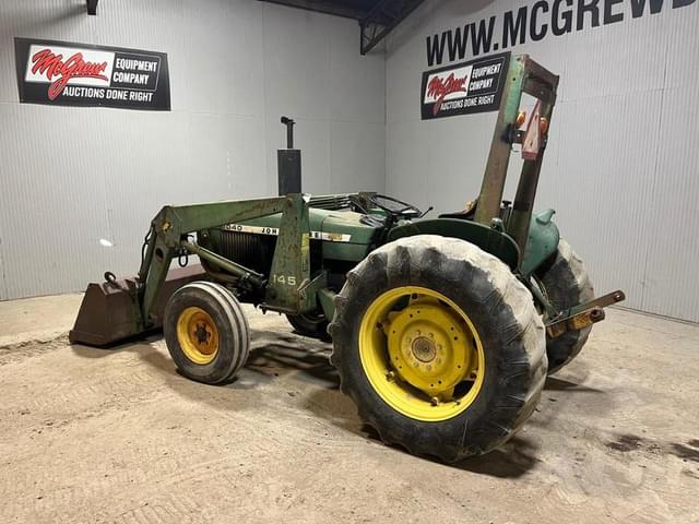 Image of John Deere 2040 equipment image 2