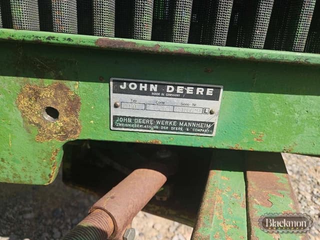 Image of John Deere 2040 equipment image 1