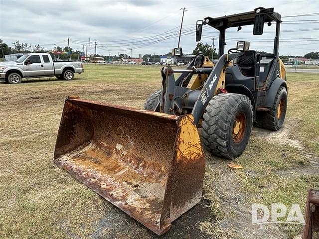 Image of John Deere 204K equipment image 4