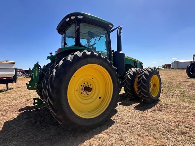 Image of John Deere 8285R equipment image 4