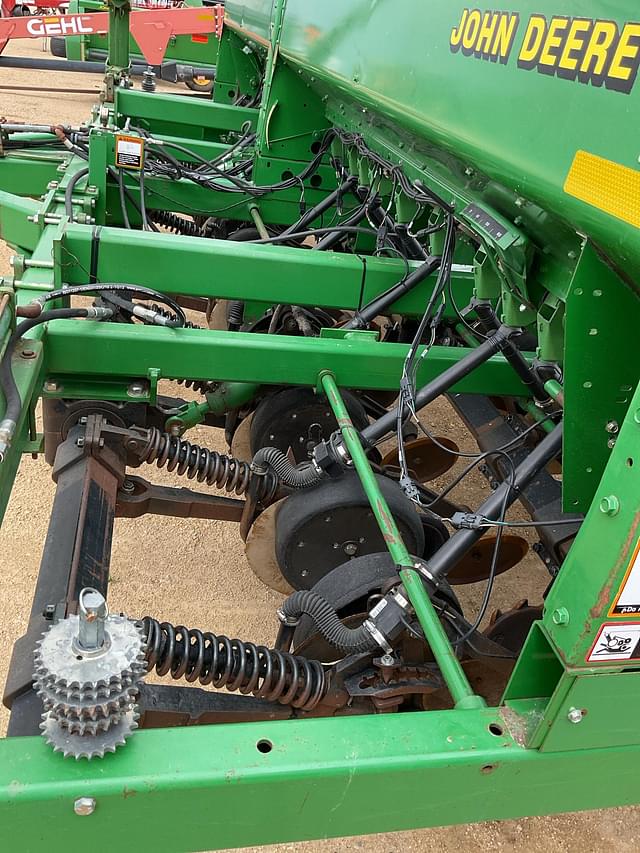 Image of John Deere 1560 equipment image 3