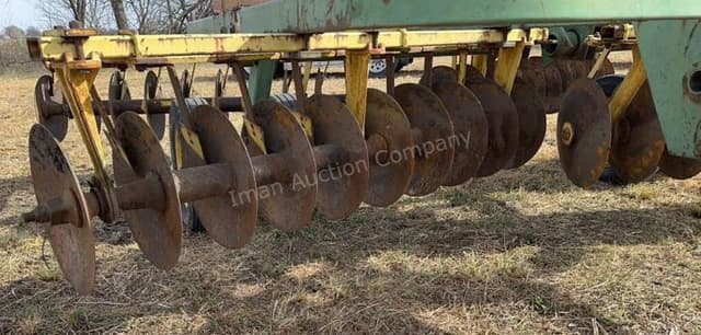 Image of John Deere 210 equipment image 3