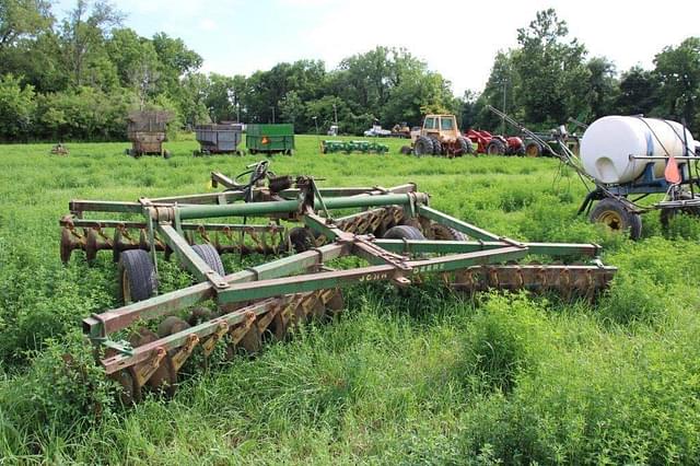 Image of John Deere 210 equipment image 2