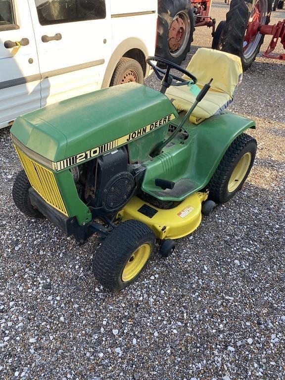 Image of John Deere 210 Image 0