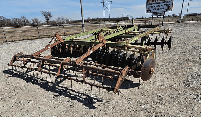 Image of John Deere 210 equipment image 4