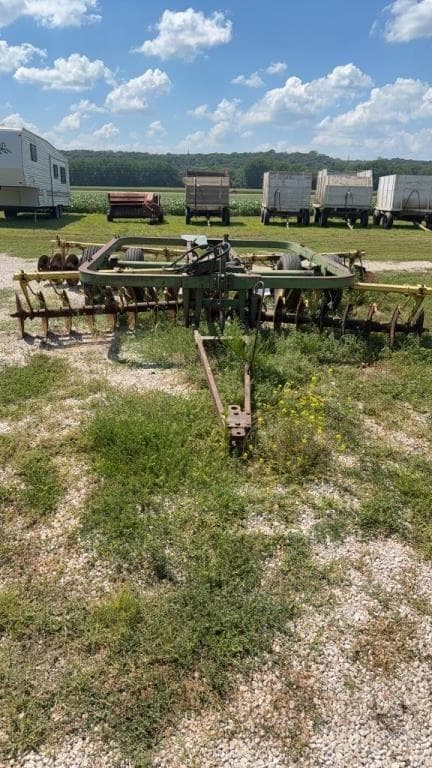 Image of John Deere 210 equipment image 2