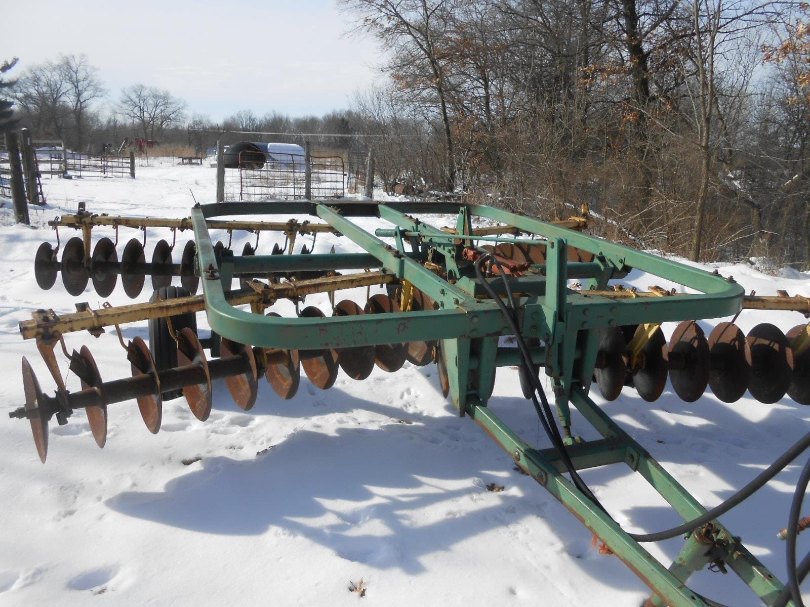 John Deere 210 Equipment Image0