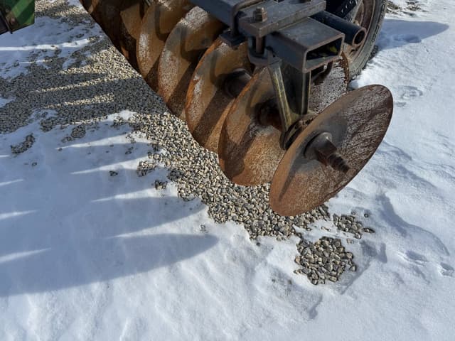 Image of John Deere 210 equipment image 3