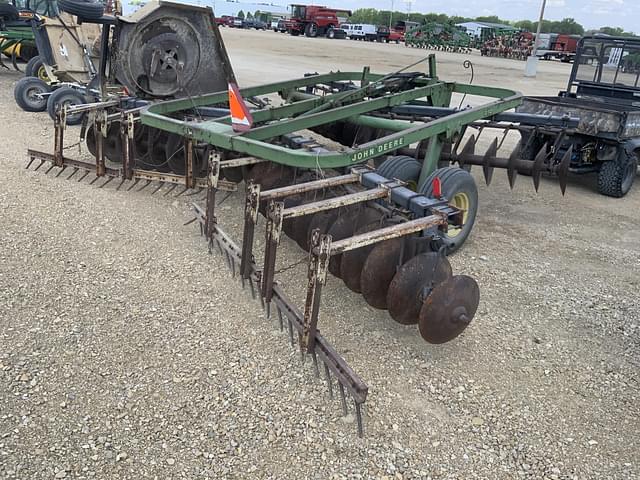 Image of John Deere 210 equipment image 2