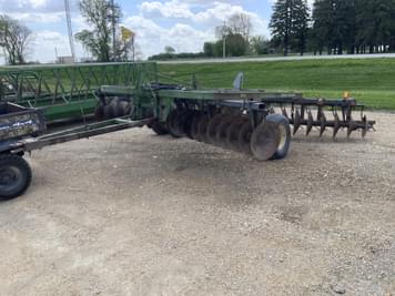 Main image John Deere 210