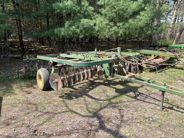Image of John Deere 210 equipment image 2