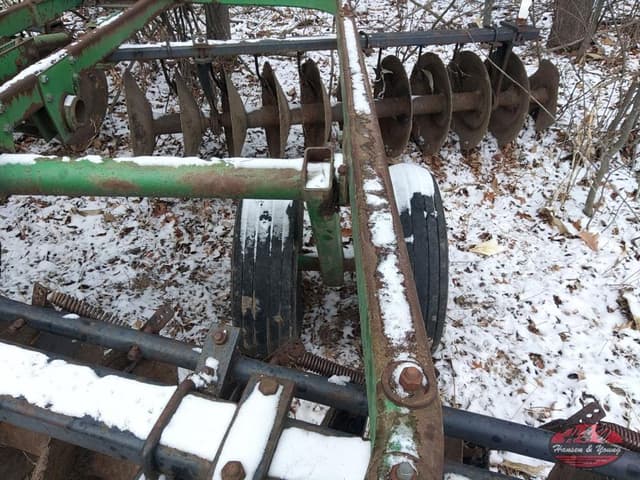 Image of John Deere 210 equipment image 4