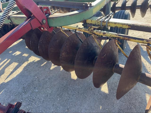 Image of John Deere 210 equipment image 4