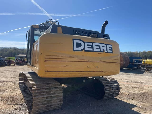 Image of John Deere 210G equipment image 2