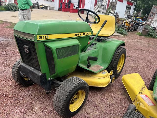 Image of John Deere 210 equipment image 1