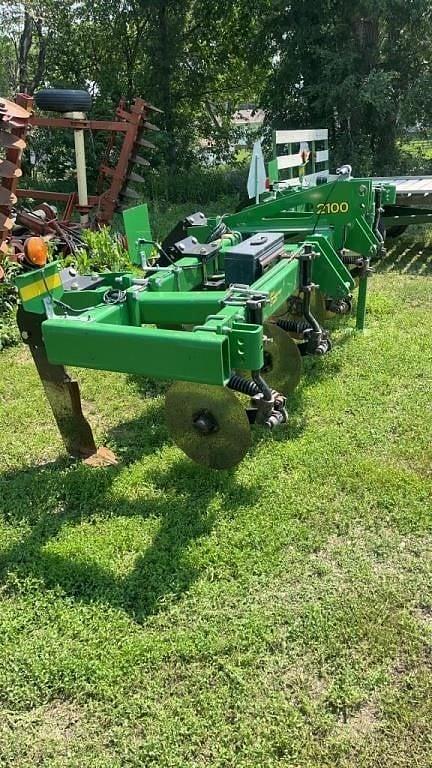 Image of John Deere 2100 Primary image