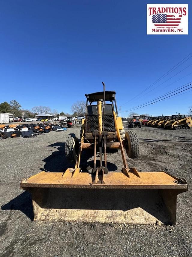 Image of John Deere 210C equipment image 1