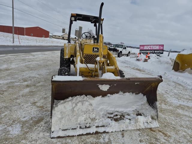 Image of John Deere 210C equipment image 3